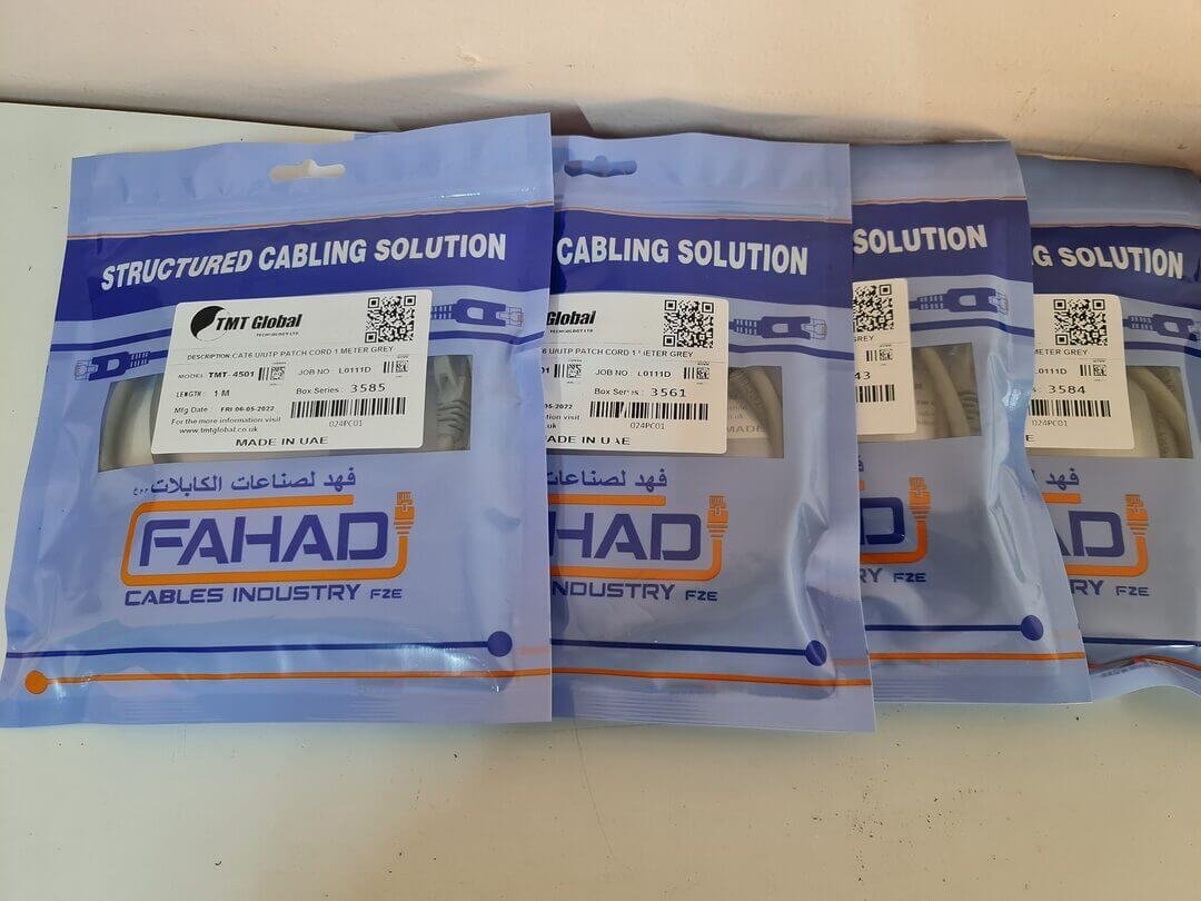 Fiber optic pigtail packaging and bundled sets